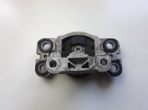 VOLVO S60 II (2010–2018) Mootoripadi 31316875 - 2