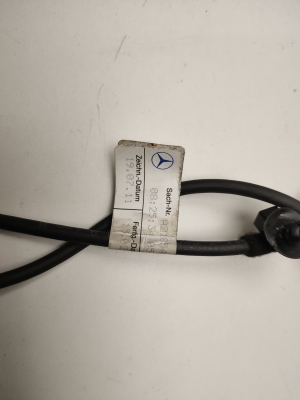 Mercedes Benz CLS-Class 218 (2011–2018) USB-Anschluss A2185402110 - 2
