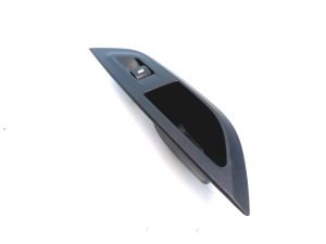 Peugeot 2008 P24 (2019–2026) Rear side door window switch 980448032D - 5