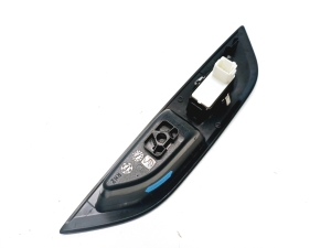 Peugeot 2008 P24 (2019–2026) Rear side door window switch 980448032D - 4