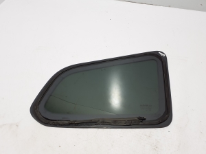 Dacia Duster (2017–2024) Seitenscheibe hinten (Karosserie) 833070057R - 2
