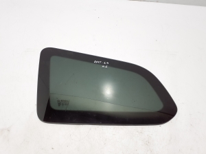   Tagumine küljeklaas (kere)  - 833070057R 