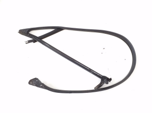 Mercedes Benz E-Class W207 (2009–2017) Esiukse tihenduskumm A2076710120 - 4