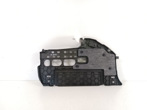 Mercedes Benz CLA-Class W118 (2019–2026) Salona paneļa cita detaļa A1776800600 - 3