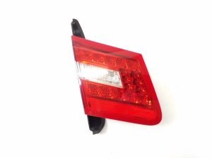   Tail light on trunk lid  - A2078200364 