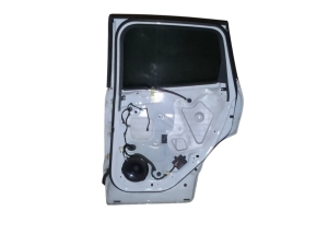 Ford Kuga (2012–2019) Tagumised küljeuksed ja nende osad 2037571 - 3