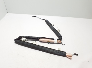 Katuse turvapadi - 985P08167R