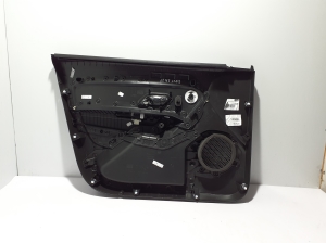 Dacia Duster (2017–2024) Front door panel 809007163R - 3