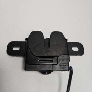 VOLVO V40 (2012–2019) Hood latch 31371016 - 2