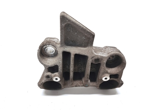 Peugeot 2008 P24 (2019–2026) Engine bracket 9826364780 - 2