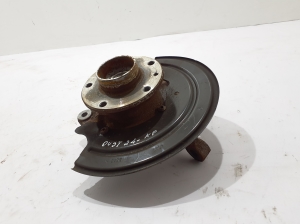 Dacia Duster (2017–2024) Front wheel hub 8200881824 - 3