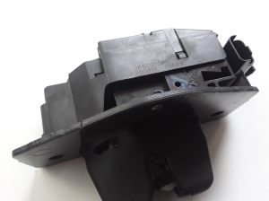 Opel Grandland X (2017–2026) Trunk lid lock 9816195380 - 3