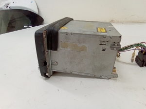 Ford Galaxy (1995–2006) Radio (head unit) 1K0035186T - 4
