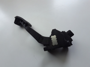 Subaru Legacy (2014–2026) Gaspedal 36010AN02A - 2