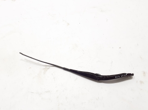 Dacia Duster (2017–2024) Windshield wiper arm 288811621R - 3