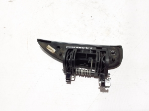 Dacia Duster (2017–2024) Rear side door exterior handle and its parts - 4