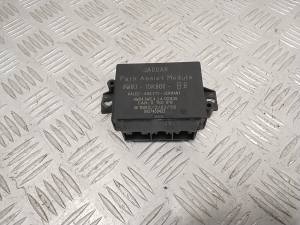   Parkimissüsteemi juhtplokk  - 9W8315K866BB 