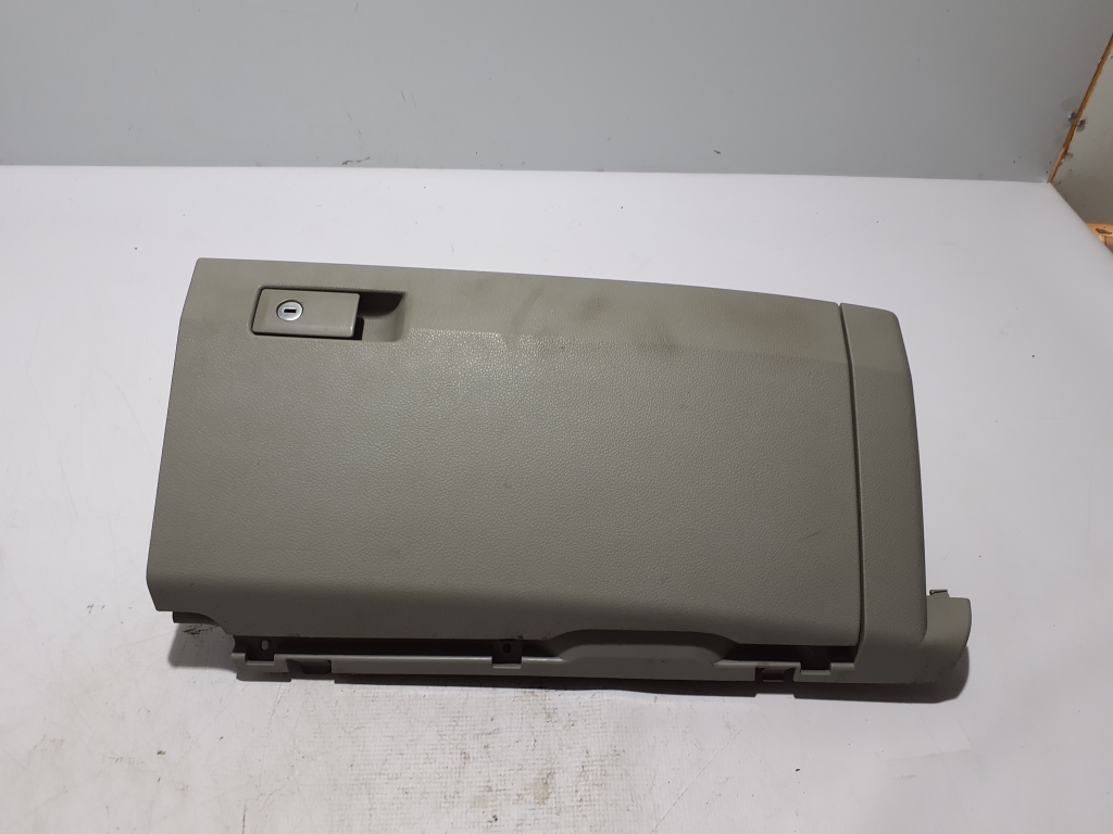 Volkswagen Transporter T6 (2015–2026) Kindalaegas 7E1858007D Volkswagen Transporter T6 (2015–2026) Kindalaegas 7E1858007D