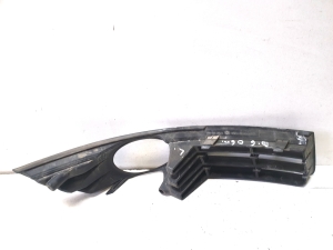 Volkswagen Passat B6 (2005–2010) Priekšējā bampera apakšējā reste 3C0853665A - 2