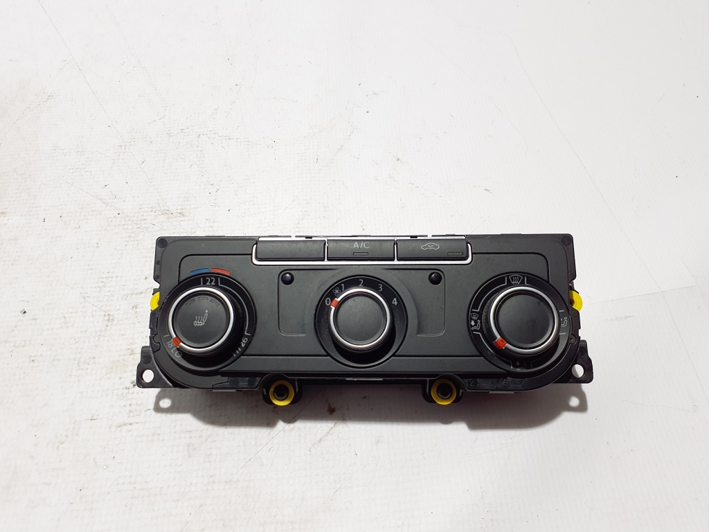Volkswagen Transporter T6 (2015–2026) Heater control panel 7E0907047AG Volkswagen Transporter T6 (2015–2026) Heater control panel 7E0907047AG