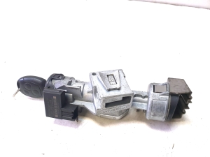 Ignition switch - 3M513F880AD