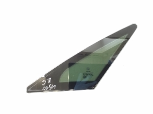 Rear quarter glass - 