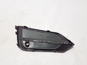 VOLVO XC60 (2017–2026) Front bumper lower grille 31449213 - 2