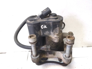 Volkswagen Passat B6 (2005–2010) Rear brake caliper - 2