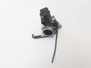  EGR valve 