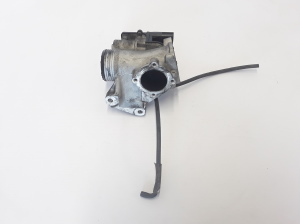  EGR valve 