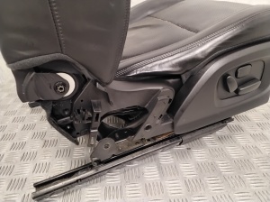 Jaguar XF (2008–2016) Esiiste ja selle osad - 3
