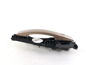 Opel Mokka (2012–2020) Front door external opening handle and its details - 2