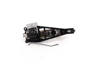 Opel Mokka (2012–2020) Front door external opening handle and its details - 3