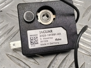 Jaguar XF (2008–2016) Antenni võimendi 8X2318K891AA - 2