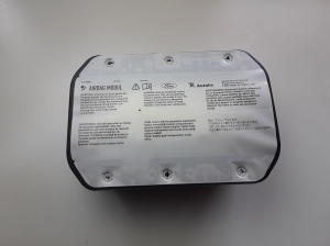 Pasažiera drošības spilvens panelī - BM51A044A74EC