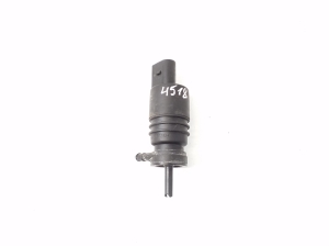 BMW X3 E83 (2003–2010) Front windshield washer pump 8362154 - 2