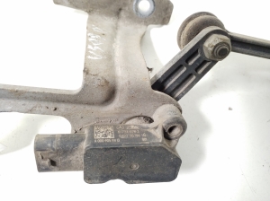 Mercedes Benz CLA-Class W118 (2019–2026) Andur tagumisel rummul A0009059413 - 2