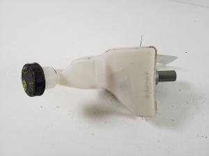 Mercedes Benz CLA-Class W118 (2019–2026) Piduri peasilinder A1774305500 - 3