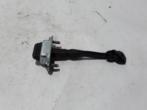 Dacia Duster P1310 (2024–2026) Front door check 804304225R - 2