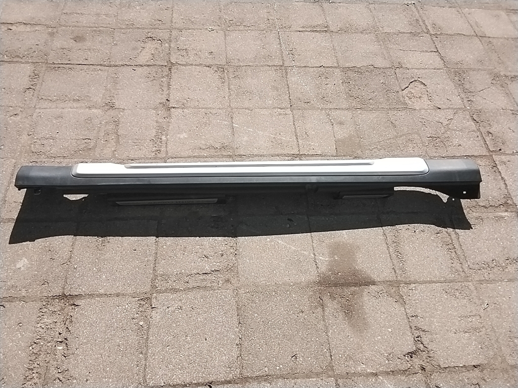 Mini Countryman R60 (2010–2016) Schwellerverkleidung außen 9812758 Mini Countryman R60 (2010–2016) Schwellerverkleidung außen 9812758