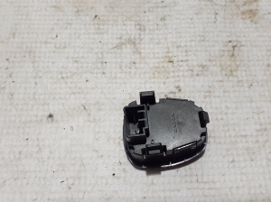 VOLVO XC60 (2017–2026) Muu andur 31348791 - 3