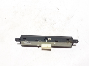 Dacia Sandero III (2021–2026) Hazard light switch 283E87905R - 3