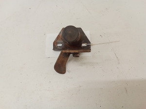 Kapoti avamise käepide kapotil - 6917364