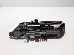 Mercedes Benz S-Class 223 (2020–2026) Front door external opening handle and its details - 3