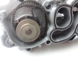 AUDI Q2 (2016–2026) Water pump 04E121042AD - 4