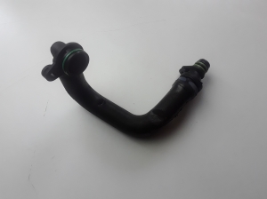 AUDI Q2 (2016–2026) Schlauch 04C103474