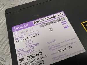 Jaguar XF (2008–2016) DVD player AW8310E887CB - 2