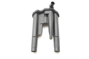 Other engine part - 9X2Q6A785CB