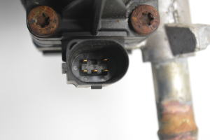 Jaguar XF (2008–2016) EGR valve cooler 9X2Q9U438CA - 4