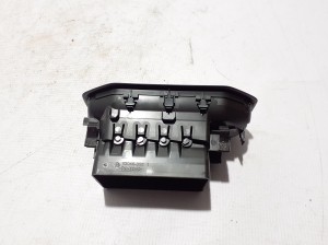 Dacia Duster P1310 (2024–2026) Interior ventilation grilles 687609498R - 2